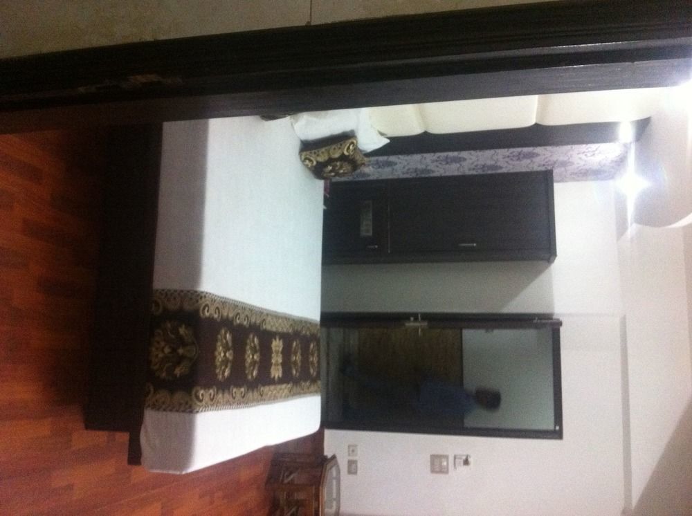 Hotel Karat 87 Inn Új-Delhi Kültér fotó