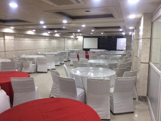 Hotel Karat 87 Inn Új-Delhi Kültér fotó